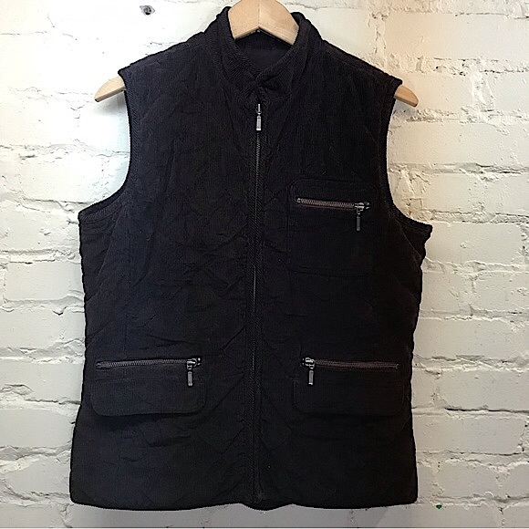 Zip-Up Insulated Corduroy Vest - Picture 4 of 9